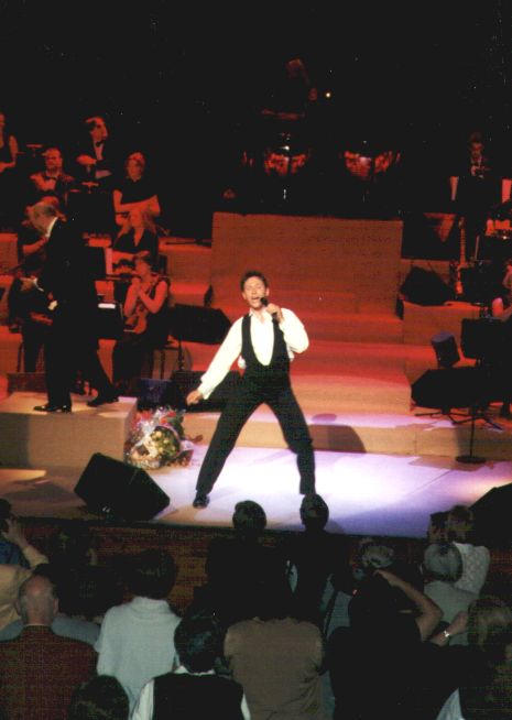 MA-Eindhoven-Concert05.jpg (36988 octets)